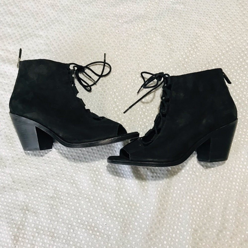 Eileen Fisher heels